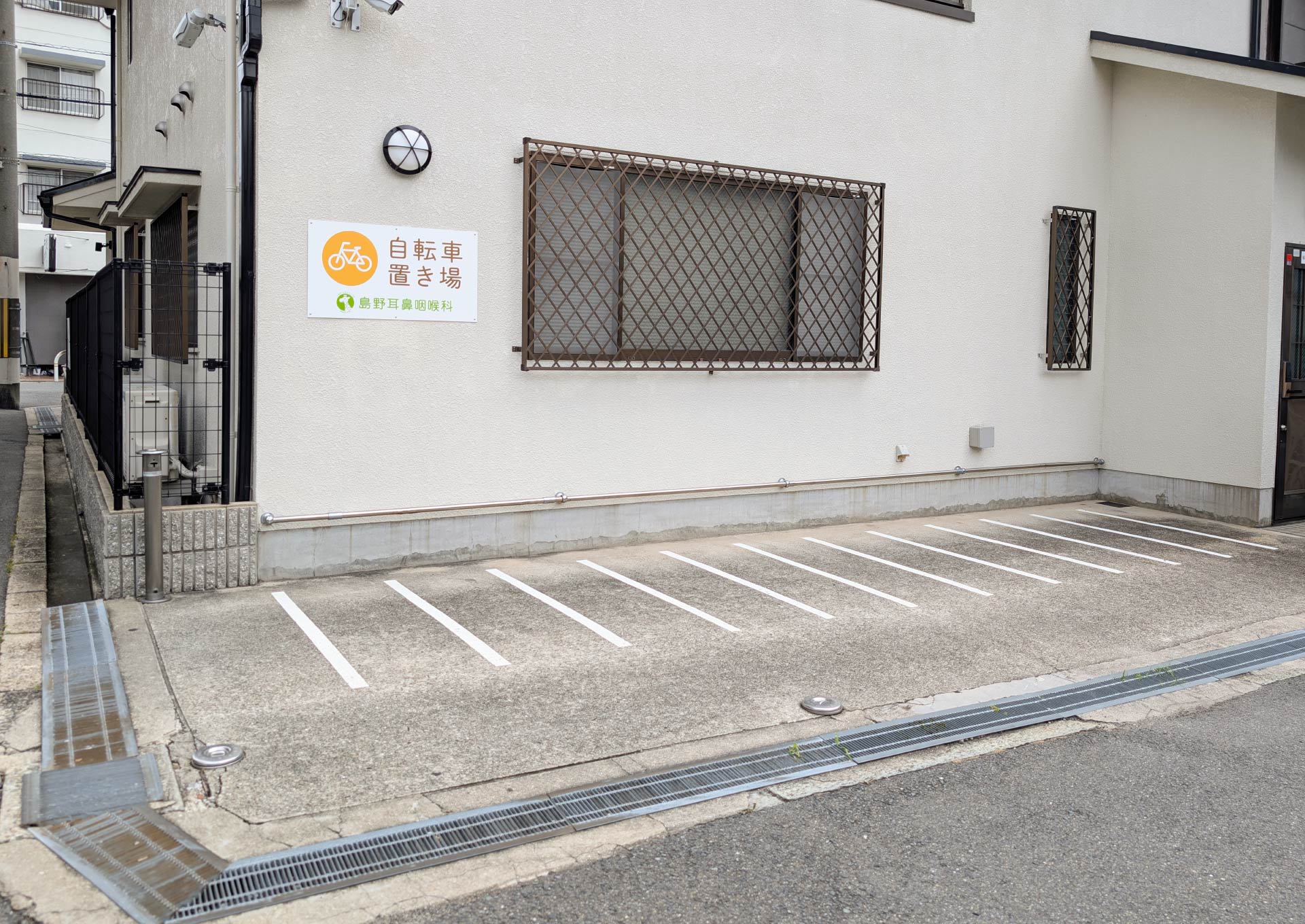 外観：自転車置場の写真