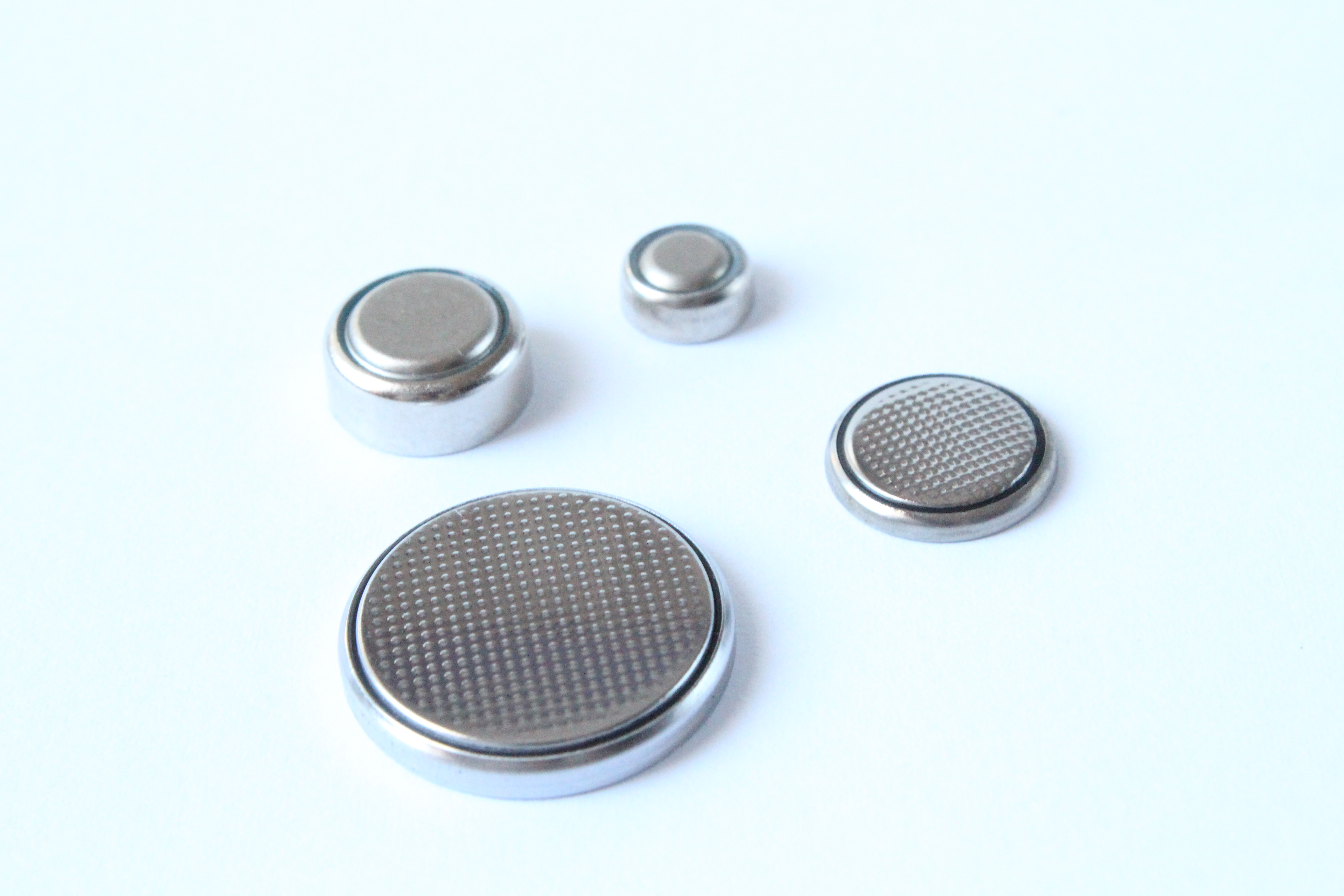 とても危険なコイン型電池の誤飲 - 東大阪市｜島野耳鼻咽喉科｜近鉄河内小阪駅より徒歩４分